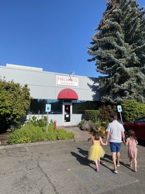Pomegranate Bistro by null