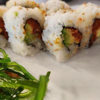 Trapper’s Sushi - three pieces of sushi on a plate - Sushi Bars Near Me - Tacoma, Washington Trapper’s Sushi - three pieces of sushi on a plate - Sushi Bars Near Me - Tacoma, Washington