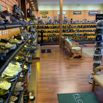 Hayes Shoes-Murfreesboro - Talk About Selection! - Shoe Stores Near Me - Murfreesboro, Tennessee Hayes Shoes-Murfreesboro - Talk About Selection! - Shoe Stores Near Me - Murfreesboro, Tennessee