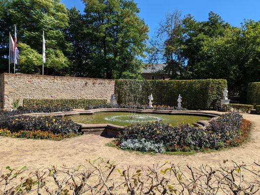 Electoral Palace by null