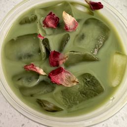 Matcha rose latte