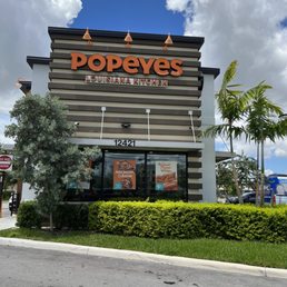 popeyes restaurant popeyes restaurant