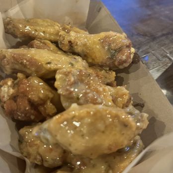 Adler's - Garlic Parmesan wings - Burgers Near Me - Davenport, Florida