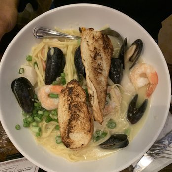 Hook Line & Schooner - Seafood scampi - American Near Me - Smyrna, Georgia