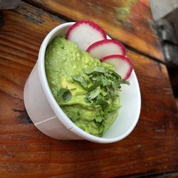 Rockaway Beach Surf Club - Delicious guac