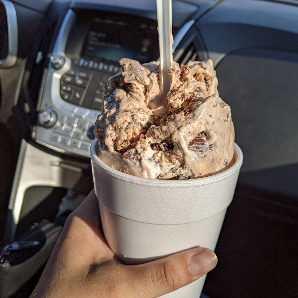 Frosty King - A half/half ice cream candy mix with reese's, so delicious - New American Near Me - Delano, California
