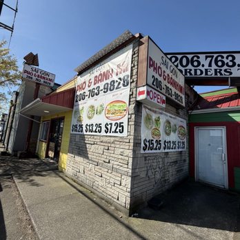 Saigon Pho & Banh Mi - Outside - Vietnamese Near Me - Seattle, Washington Saigon Pho & Banh Mi - Outside - Vietnamese Near Me - Seattle, Washington
