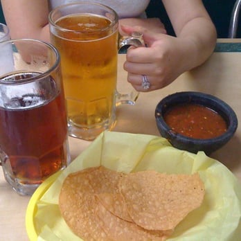 El Tarasco - $6 mugs of beer (amber & lager) - previously $4 - Mexican Near Me - Westchester, California El Tarasco - $6 mugs of beer (amber & lager) - previously $4 - Mexican Near Me - Westchester, California