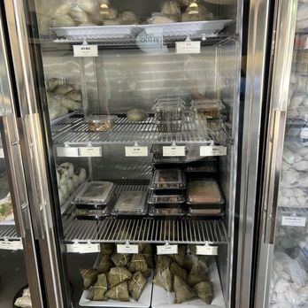 Yi Mei - Frozen section: dishes buns and bamboo leave dumplings - Taiwanese Near Me - Chino Hills, California Yi Mei - Frozen section: dishes buns and bamboo leave dumplings - Taiwanese Near Me - Chino Hills, California