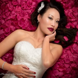 Nirvana Photography Studios - Vancouver boutique wedding, newborn, and boudoir photography
