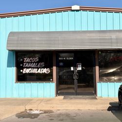 El Campesino Mexican Restaurant - Front entrance