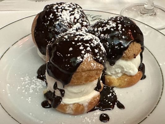 La Goulue New York by null