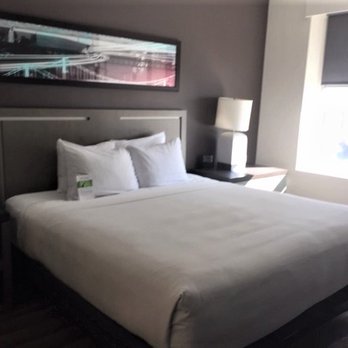 Hyatt House - Pittsburgh - Comfy bed...too bad the street noise made sleep difficult - Hotels Near Me - Pittsburgh, Pennsylvania Hyatt House - Pittsburgh - Comfy bed...too bad the street noise made sleep difficult - Hotels Near Me - Pittsburgh, Pennsylvania