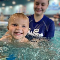 Water Wings Swim School - Kicking with Miss Ty.