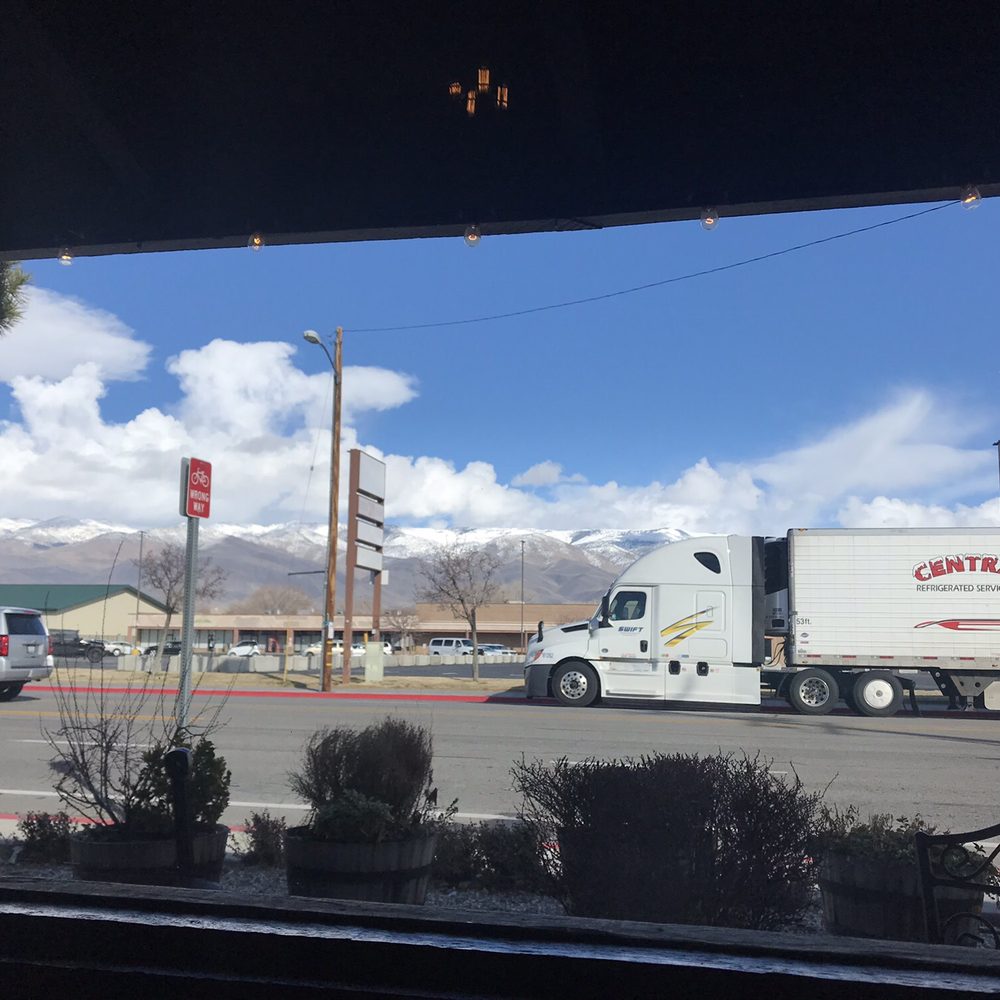 Aaron Schat's Roadhouse - American Near Me - Bishop, California