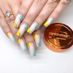 Luke Studio Nails