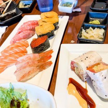 EAT'S SUSHI - BLUEFIN TUNA SUSHI SALMON SUSHI SALMON EGG SUSHI SWEET SHRIMP SUSHI MOUNTAIN HAND ROLL(2PCS) - Sushi Bars Near Me - Costa Mesa, California EAT'S SUSHI - BLUEFIN TUNA SUSHI SALMON SUSHI SALMON EGG SUSHI SWEET SHRIMP SUSHI MOUNTAIN HAND ROLL(2PCS) - Sushi Bars Near Me - Costa Mesa, California
