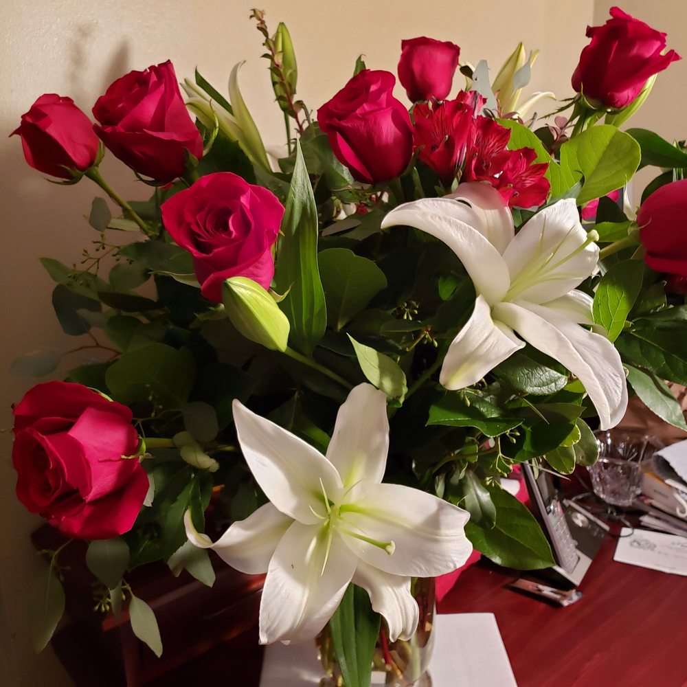 ARDMORE FLORIST Updated October 2024 27 Photos & 25 Reviews 313 S