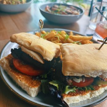 Sapodilla’s - jerk chicken sandwhich - Caribbean Near Me - Washington, DC, District of Columbia