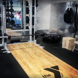 Charles W Cansler Family YMCA - Lifting Platform and free weights