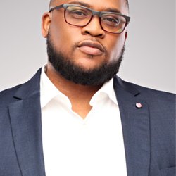 Peepers Family Eyecare Center - Catonsville - Headshot with new