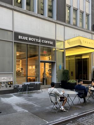 Blue Bottle Coffee by null