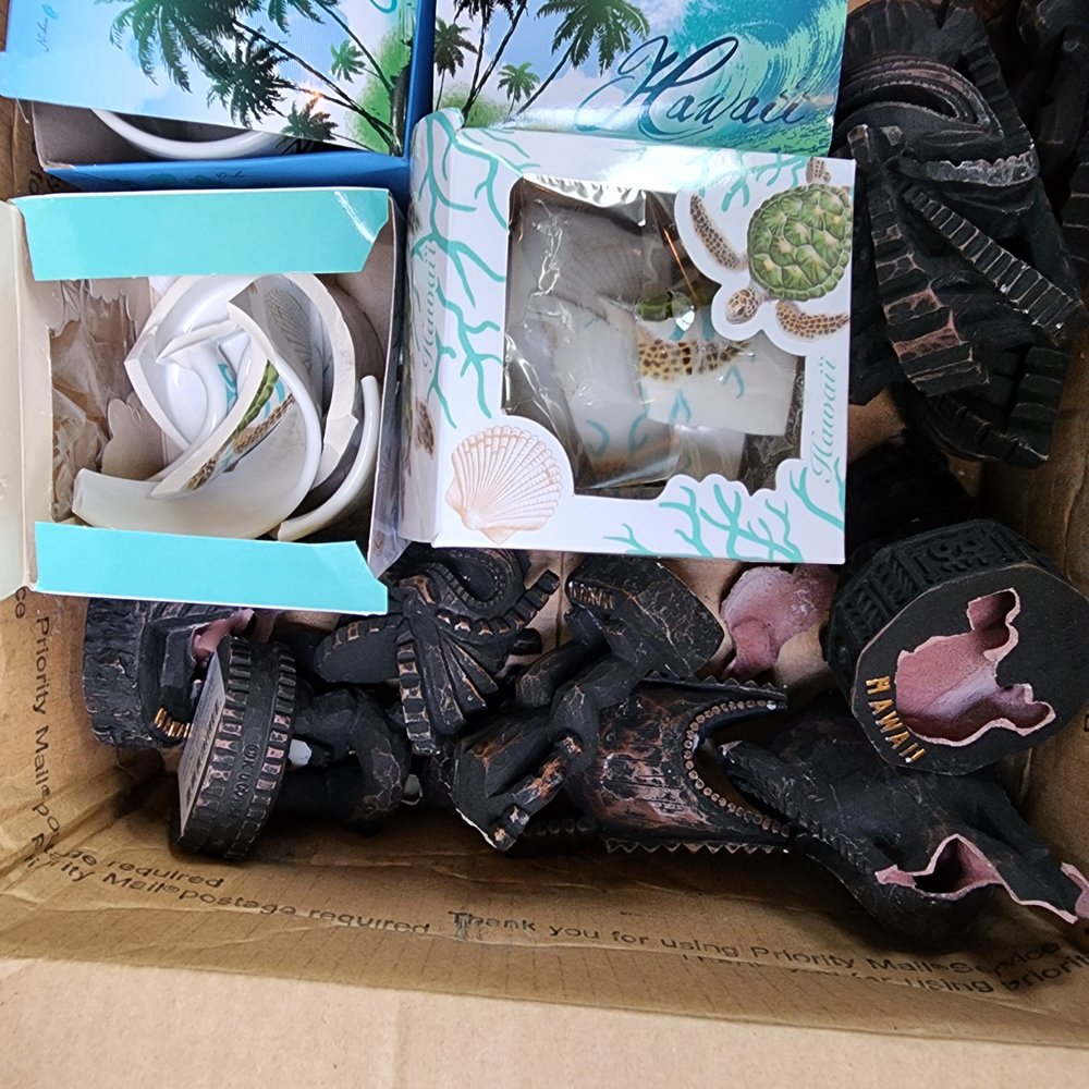 US POST OFFICE Updated May 2024 120 E Broadway, Williston, North