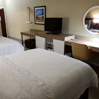 Hampton Inn & Suites Lafayette - Hotels Near Me - Lafayette, Louisiana