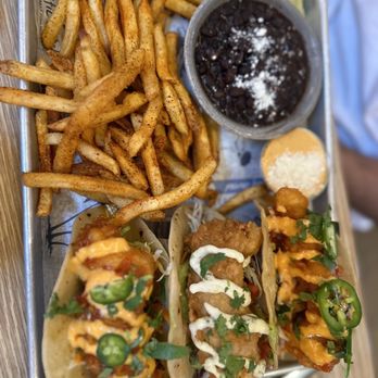 Pacific Catch - Hot Fish Taco Crispy Baja Cod Taco - Seafood Near Me - Tustin, California