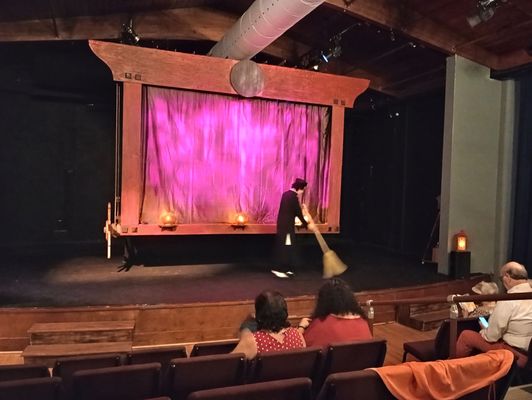 PURE Theatre by null