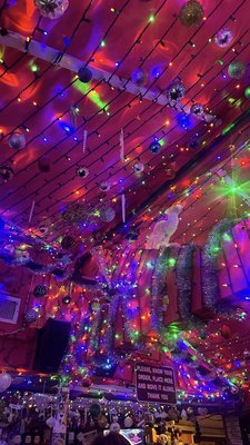 Coach House Entertainment by null