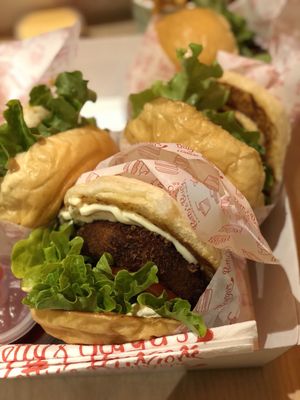 Betty's Burgers by null