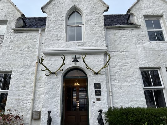 Kinloch Lodge by null