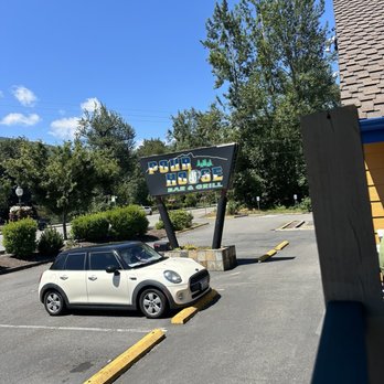 Pour House Bar & Grill - Signage outside - American Near Me - North Bend, Washington