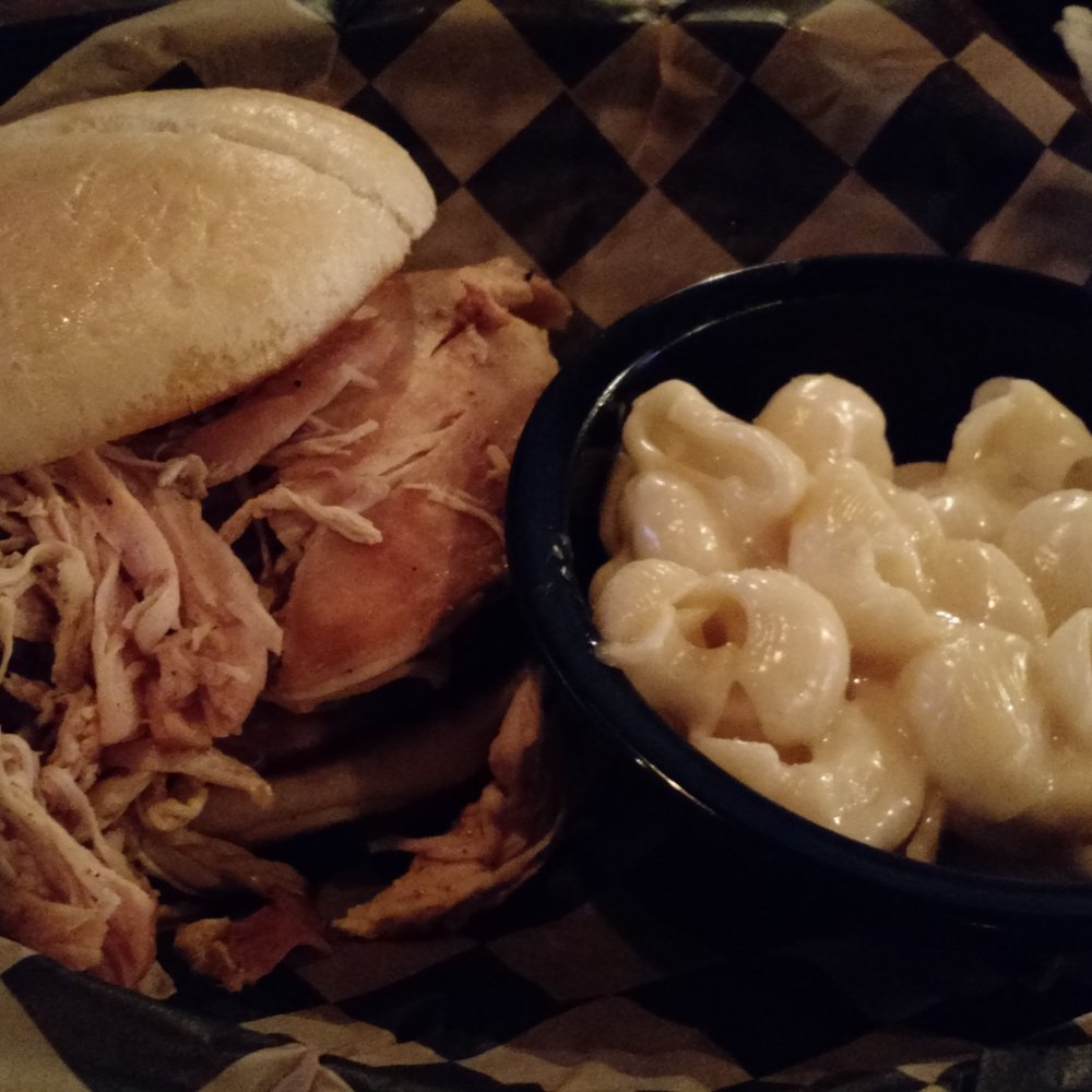 Old 30 BBQ - Pulled chicken with mac and cheese - Barbeque Near Me - Bucyrus, Ohio Old 30 BBQ - Pulled chicken with mac and cheese - Barbeque Near Me - Bucyrus, Ohio