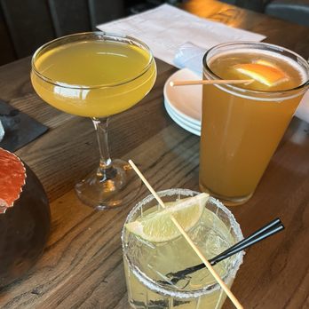 Twisted Tavern - Happy Hour, Yay! - Burgers Near Me - St Peters, Missouri