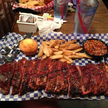 Famous Dave's Bar-B-Que - Ribs, fries, corn bread and beans - Barbeque Near Me - Hermantown, Minnesota