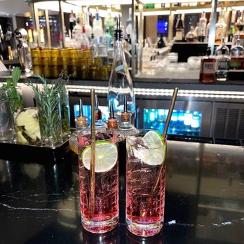 Wren - Vodka Cranberry - Cocktail Bars Near Me - Tysons, Virginia Wren - Vodka Cranberry - Cocktail Bars Near Me - Tysons, Virginia