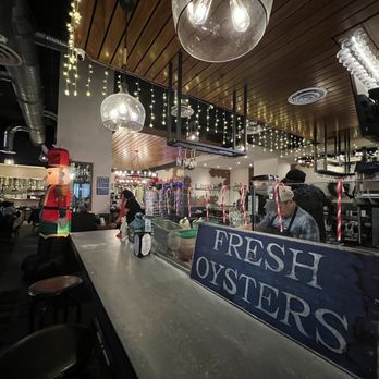 KING STREET OYSTER BAR - Updated August 2024 - 1210 Photos & 632