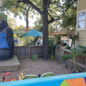 JuiceLand - Kids play area - Juice Bars & Smoothies Near Me - Austin, Texas JuiceLand - Kids play area - Juice Bars & Smoothies Near Me - Austin, Texas
