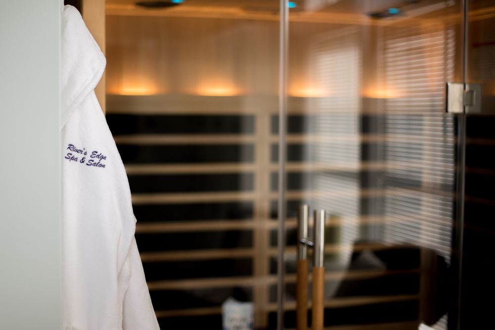 RIVER’S EDGE SPA & SALON Updated September 2024 26 Reviews 83