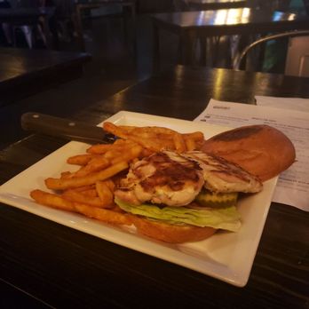 Woodson's Local Tap + Kitchen - Comfort Food Near Me - Conroe, Texas