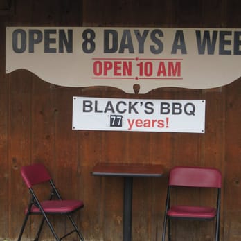 Black's Barbecue Lockhart - Barbeque Near Me - Lockhart, Texas