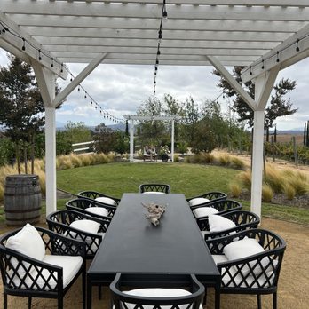 The New Inn - Hotels Near Me - Temecula, California
