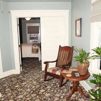 Robinson's Interiors - Traditional Carpet Print - Carpeting Near Me - Hanford, California