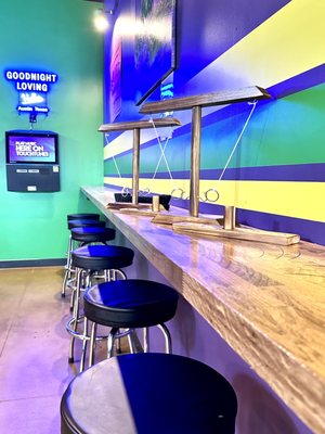 Mouton's Bistro & Bar by null