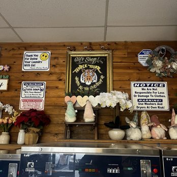 Foothill Wash House - cute decor - Laundromat Near Me - Oakland, California Foothill Wash House - cute decor - Laundromat Near Me - Oakland, California