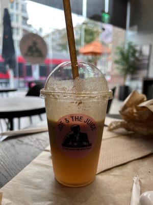 JOE & THE JUICE by null