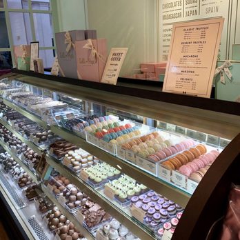 Lolli and Pops - Chocolatiers & Shops Near Me - Louisville, Kentucky