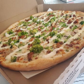 Mountain Side Pizza - Chicken bacon ranch and broccoli - Pizza Near Me - Bath, Pennsylvania Mountain Side Pizza - Chicken bacon ranch and broccoli - Pizza Near Me - Bath, Pennsylvania